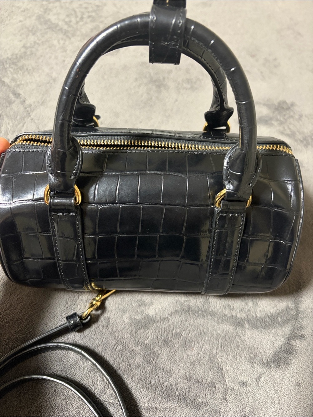 Ralph Lauren Black Croc-Embossed Mini Barrel Bag with Gold Hardware - Picture 5 of 15